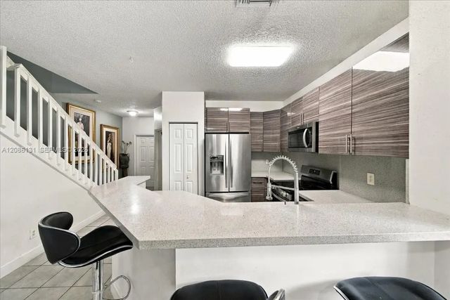 4 of 24 - 306 Sw 120th Avenue, Pembroke Pines, FL