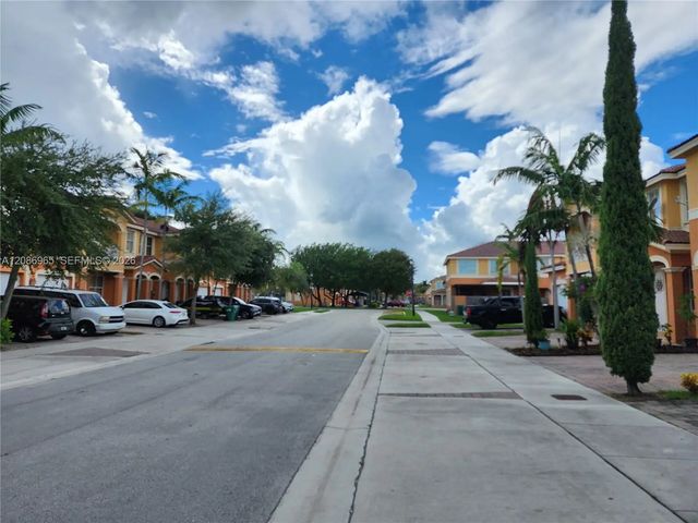 3 of 33 - 10831 Sw 240th Lane, Homestead, FL