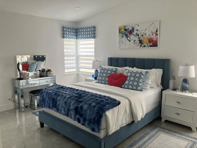 5 of 16 - 8280 Lake Cypress Road, Lake Worth, FL