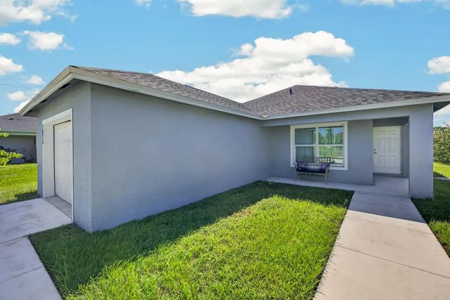 4 of 24 - 1974 Se Gena Road, Port St. Lucie, FL