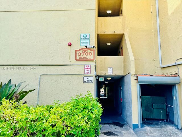 5 of 24 - 3700 Nw 21st Street #109, Lauderdale Lakes, FL
