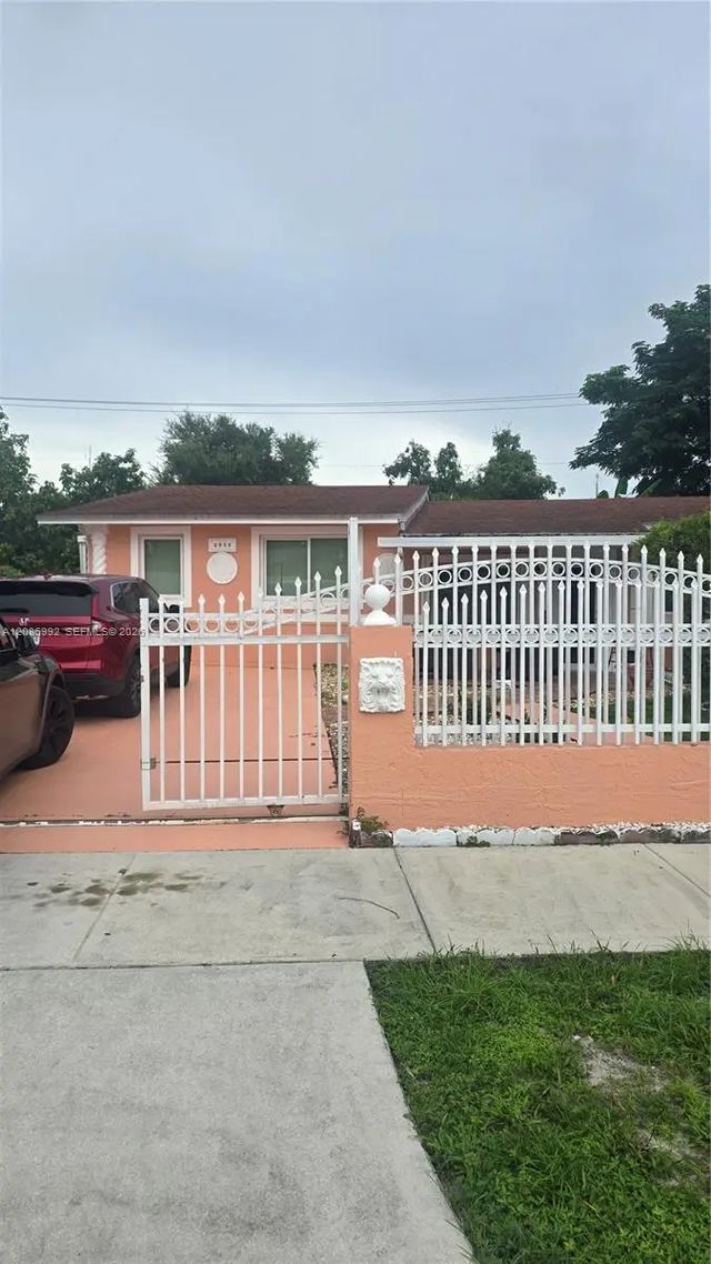 2911 Nw 163rd Street, Miami Gardens