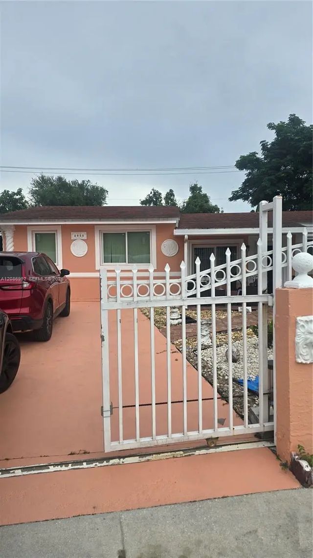 2 of 7 - 2911 Nw 163rd Street, Miami Gardens, FL