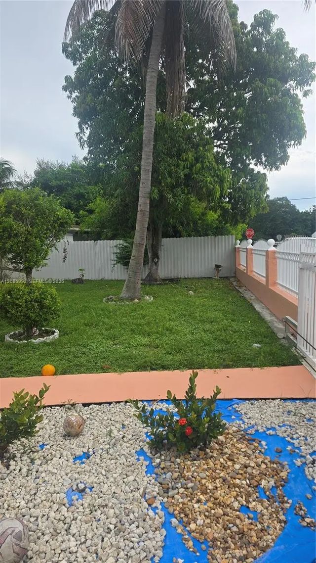 3 of 7 - 2911 Nw 163rd Street, Miami Gardens, FL