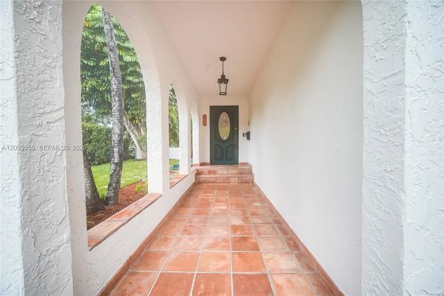 2 of 23 - 1114 Columbus Boulevard, Coral Gables, FL