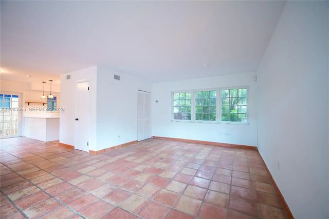 3 of 23 - 1114 Columbus Boulevard, Coral Gables, FL