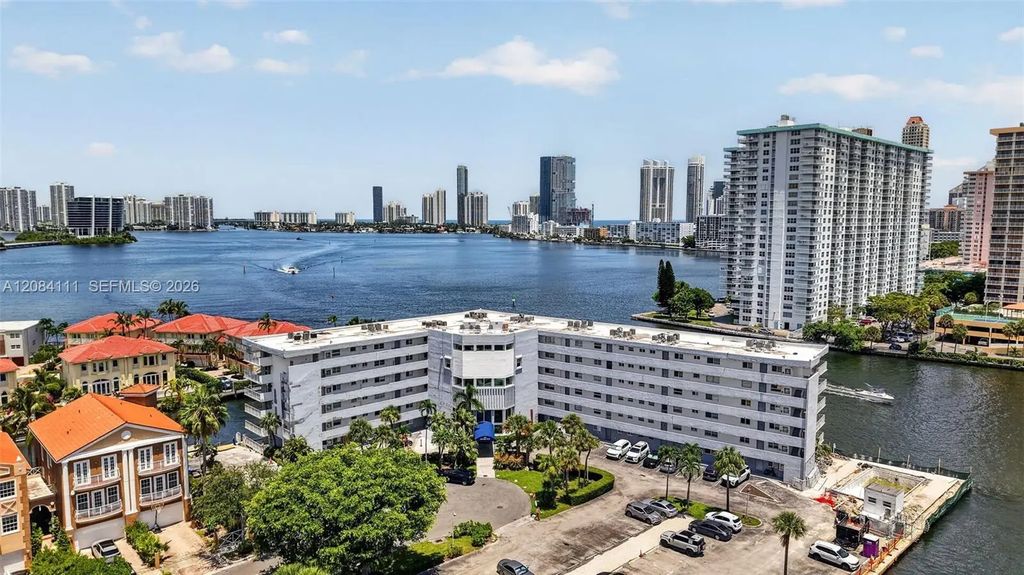 4000 Ne 170th Street #606, North Miami Beach