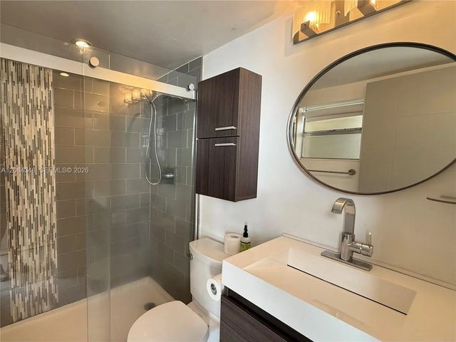 5 of 33 - 1441 Lincoln Road #317, Miami Beach, FL