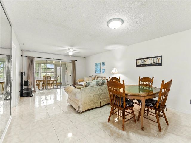 3 of 28 - 341 A Covered Bridge Boulevard, Lake Worth, FL