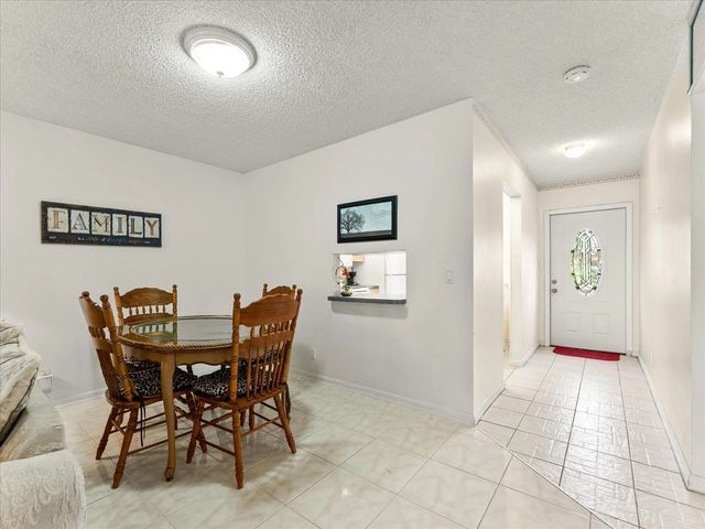 5 of 28 - 341 A Covered Bridge Boulevard, Lake Worth, FL