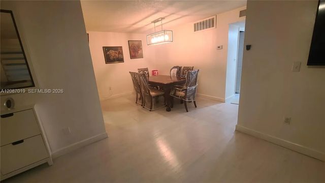 3 of 14 - 175 Ne 203 Te #26, Miami Gardens, FL
