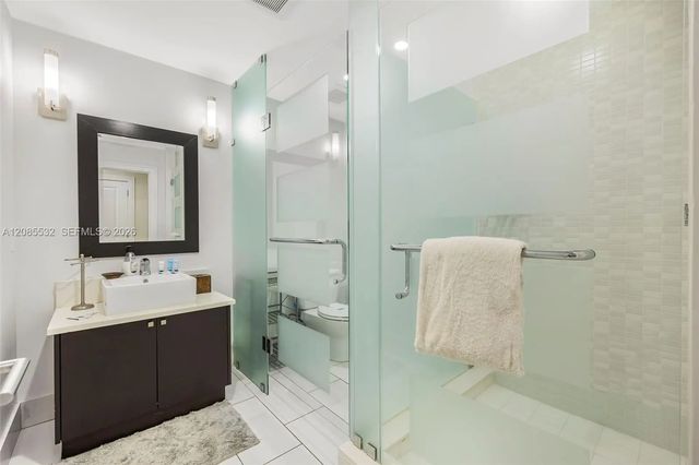 5 of 27 - 5300 Nw 87th Avenue #1512, Doral, FL