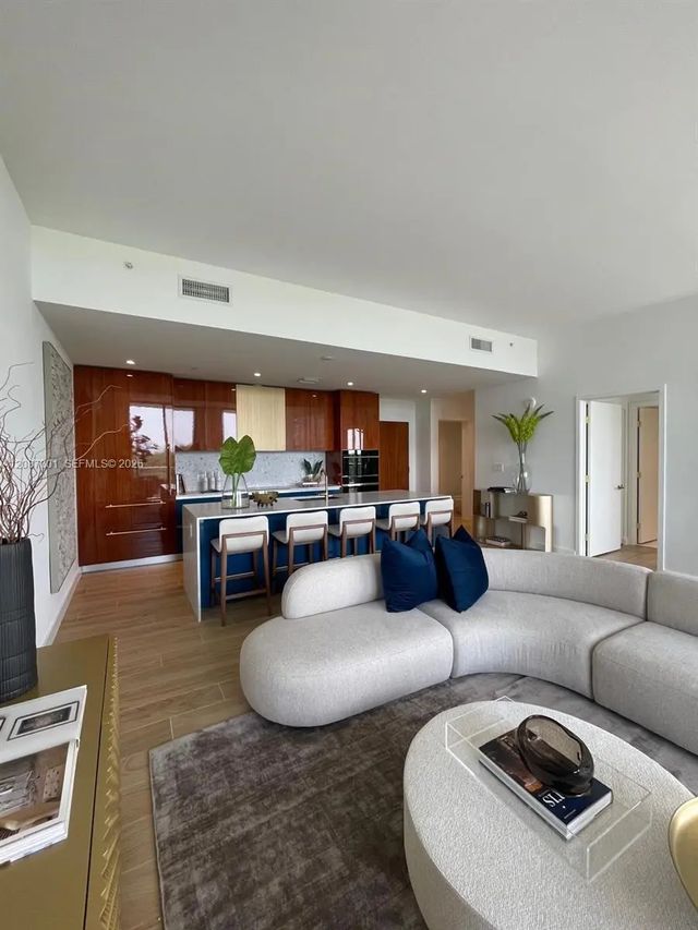 2678 Tigertail Avenue #502, Miami