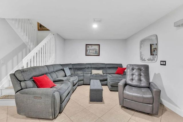 4 of 67 - 1375 Sw 48th Terrace, Deerfield Beach, FL