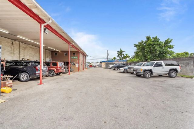 2 of 51 - 105 Ne 1st Road, Homestead, FL