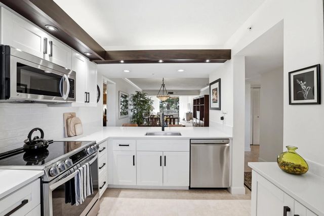 2 of 17 - 2101 Marina Isle Way #404, Jupiter, FL