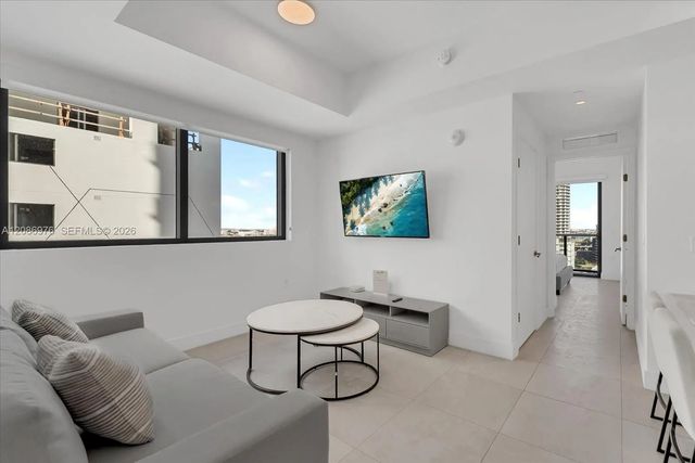 5 of 29 - 239 Sw 9th Street #1603, Miami, FL
