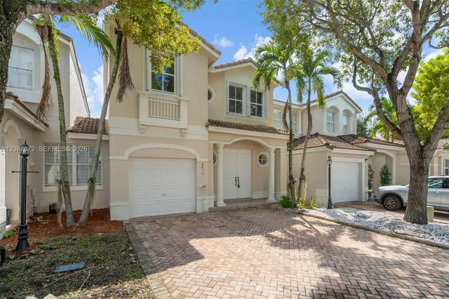 2 of 39 - 4873 Nw 107th Path, Doral, FL