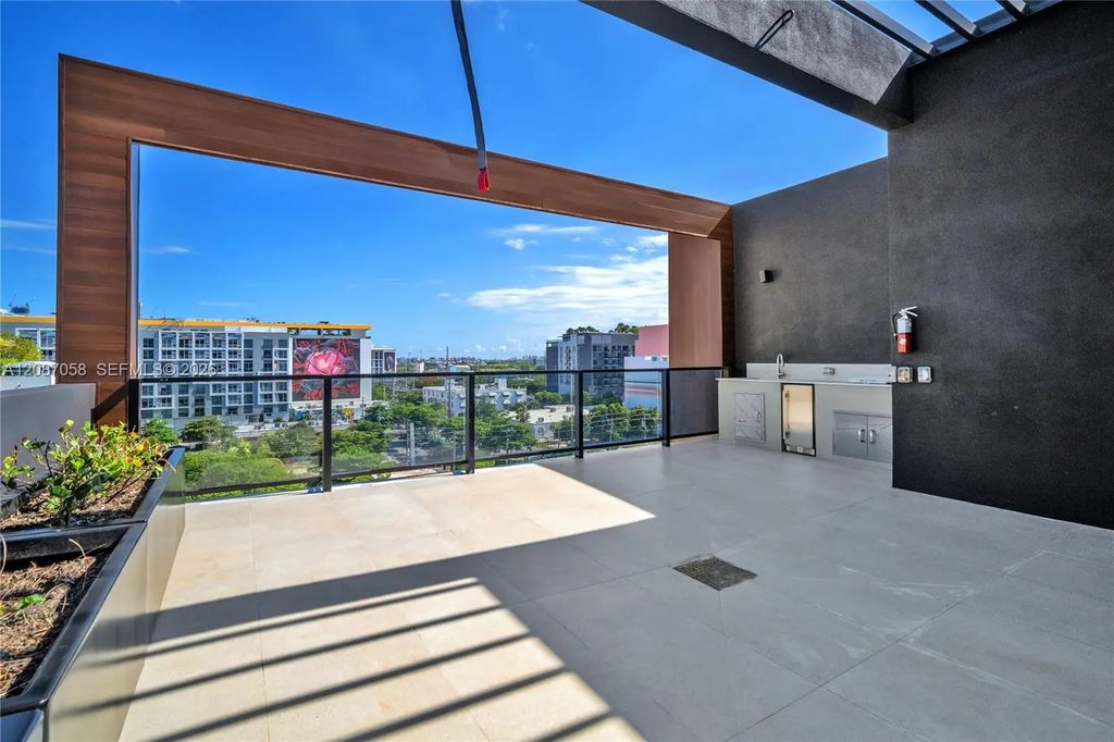 91 Nw 27th Street #502, Miami