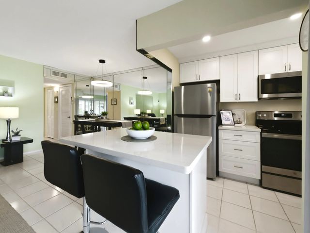 4 of 21 - 5300 Washington Street #o124, Hollywood, FL