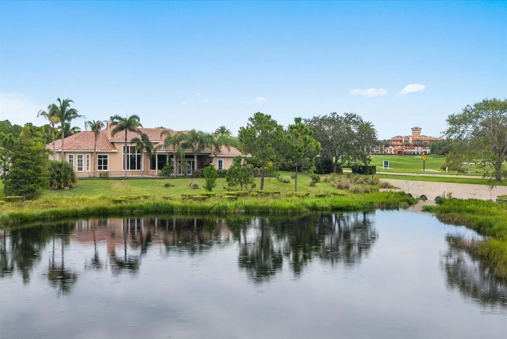 102 Se Rio Casarano, Port St. Lucie