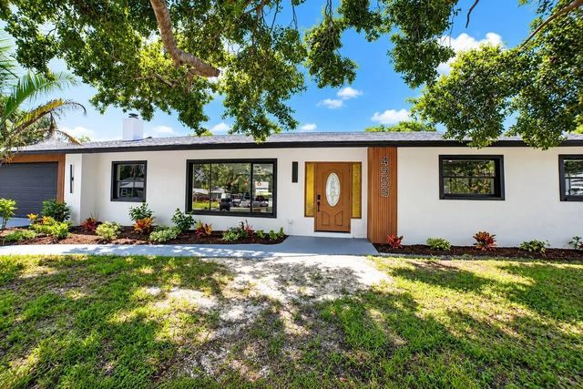 2 of 60 - 4959 Habana Drive, Sarasota, FL
