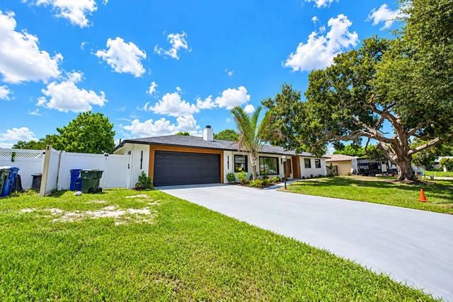 3 of 60 - 4959 Habana Drive, Sarasota, FL