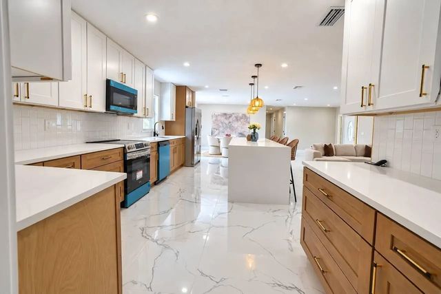 4 of 60 - 4959 Habana Drive, Sarasota, FL