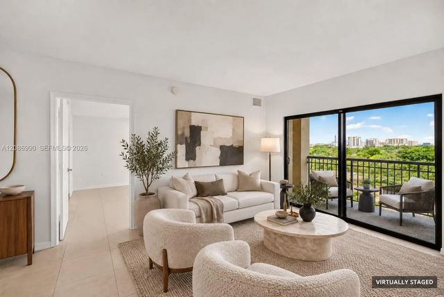 3530 Sw 22nd Street #805, Miami