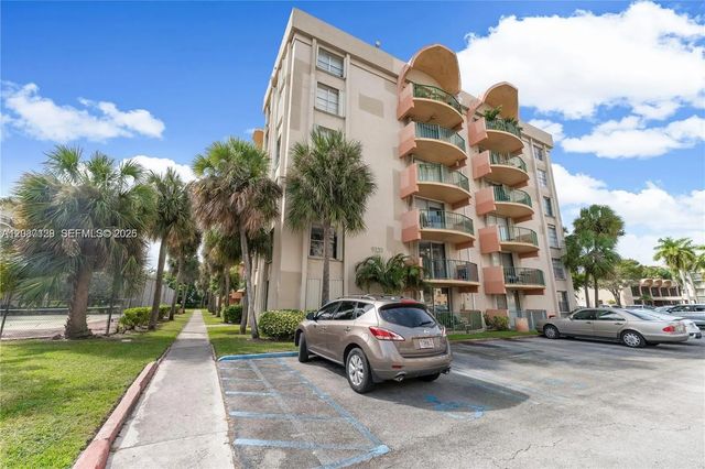 9310 Fontainebleau Boulevard #606, Miami
