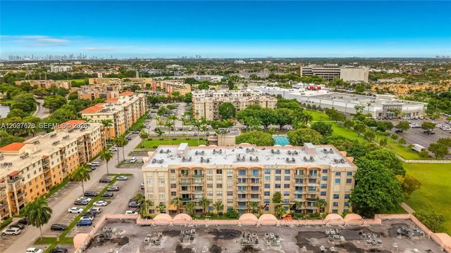 2 of 27 - 9310 Fontainebleau Boulevard #606, Miami, FL