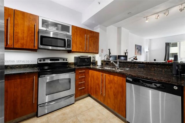 3 of 27 - 7350 Sw 89th Street #411s, Miami, FL