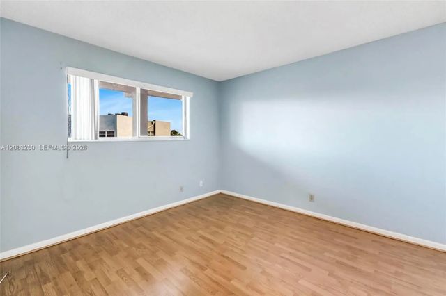 5 of 47 - 6570 Royal Palm Boulevard #302j, Margate, FL