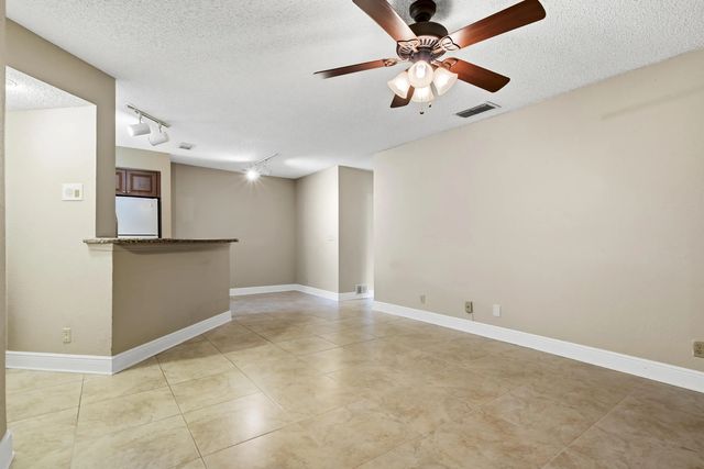 4 of 29 - 3350 Pinewalk Drive N #1411, Margate, FL