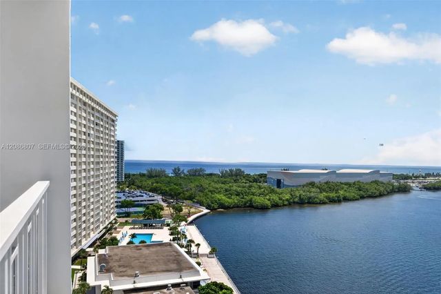 3 of 51 - 500 Bayview Drive #1420, Sunny Isles Beach, FL