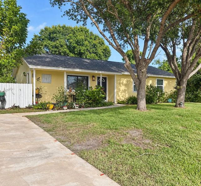4702 Myrtle Drive, Fort Pierce