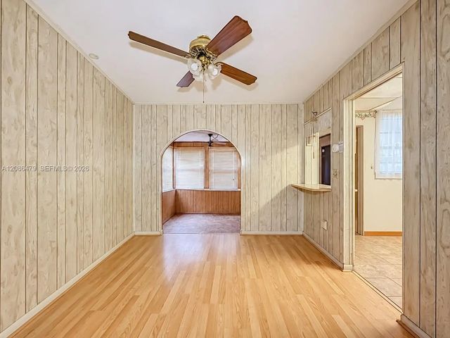 5 of 25 - 1580 Ne 132nd Road, North Miami, FL