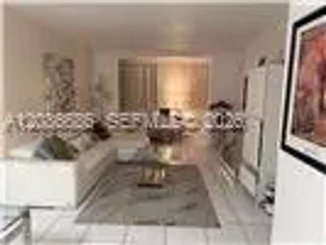 5033 Nw 7th Street #312, Miami