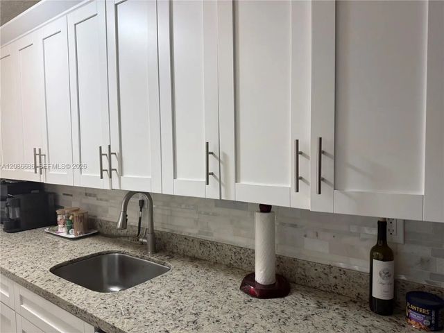 5 of 14 - 5033 Nw 7th Street #312, Miami, FL