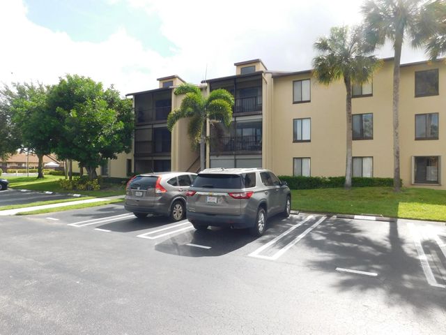2 of 18 - 627 Sea Pine Way #a2, Greenacres, FL