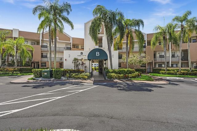 2 of 74 - 7216 Fairfax Drive #109, Tamarac, FL