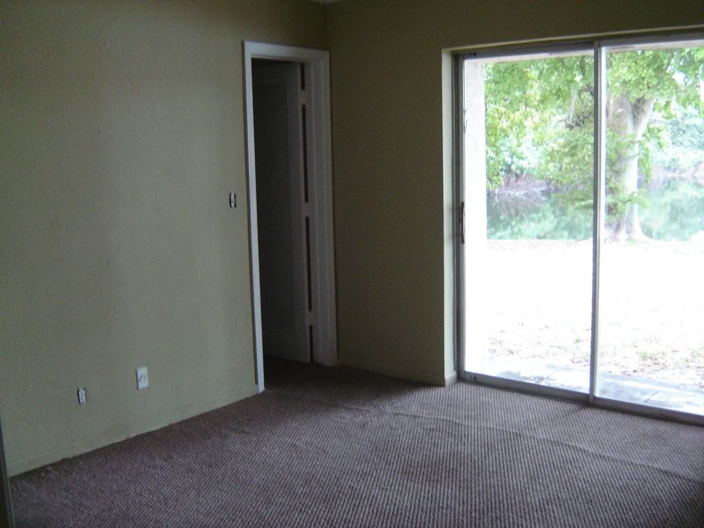728 Nw 19th Terrace, Fort Lauderdale