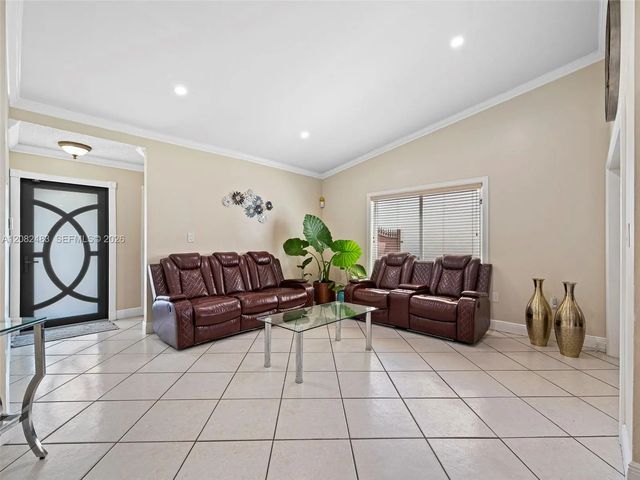 4 of 41 - 6536 Nw 197th Lane, Hialeah, FL