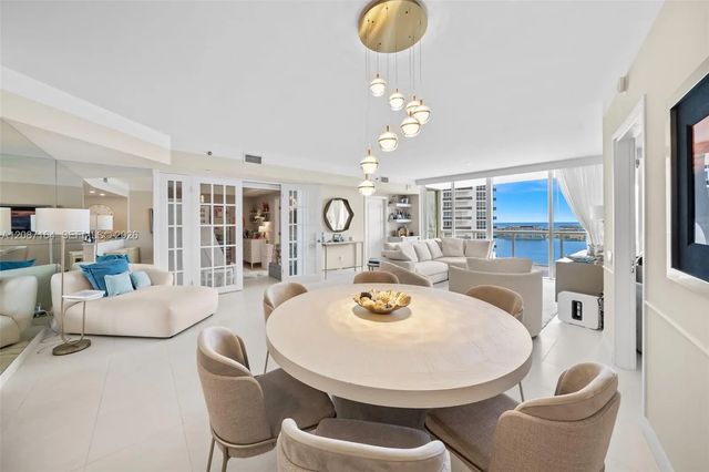 4 of 70 - 450 Alton Road #2105, Miami Beach, FL