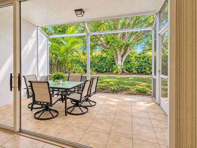 4 of 25 - 10164 Lombardy Drive, Tamarac, FL