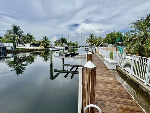 5 of 36 - 3324 Ne 167th Street, North Miami Beach, FL