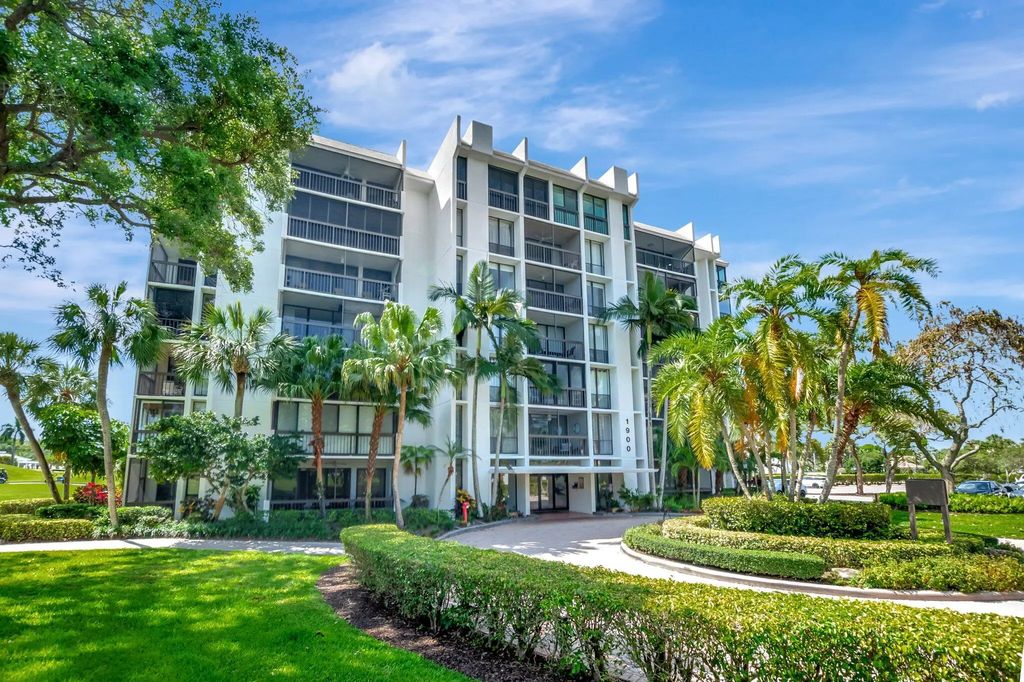 1926 Bridgewood Drive, Boca Raton