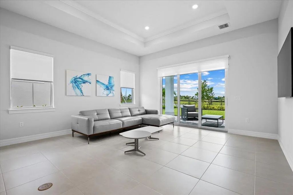 10571 Northbrook Circle, Palm Beach Gardens