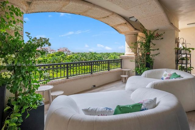 4 of 78 - 7052 Fisher Island Drive #7052, Miami Beach, FL