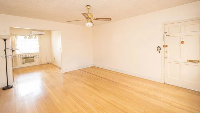 2 of 30 - 637 Sw 11th Street #6w, Miami, FL